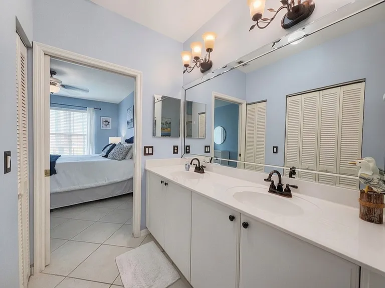 8175 Celeste Dr #1230 — Photo 27