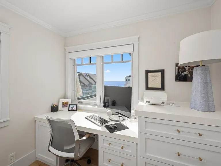 2211 Ocean Front — Photo 10