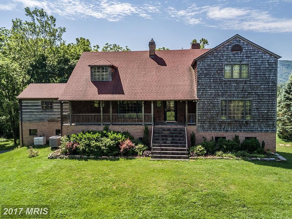 Welcome to RIVENDALE on the Shenandoah River