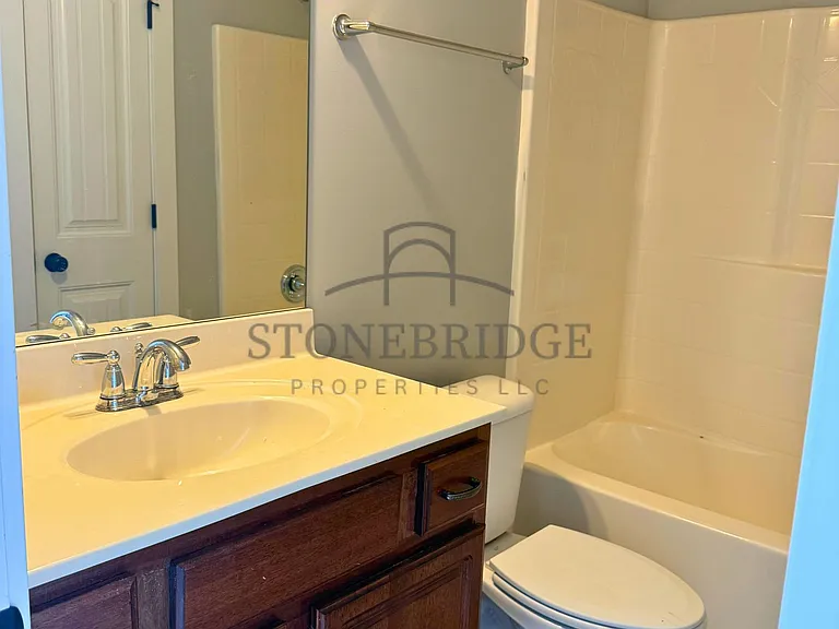 699 The Heights Ln — Photo 9