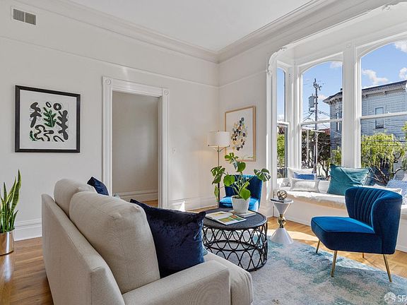 4th image of 221 Steiner St