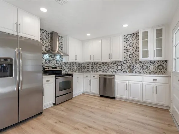 5034 Meadow Ln, Marietta, GA 30068