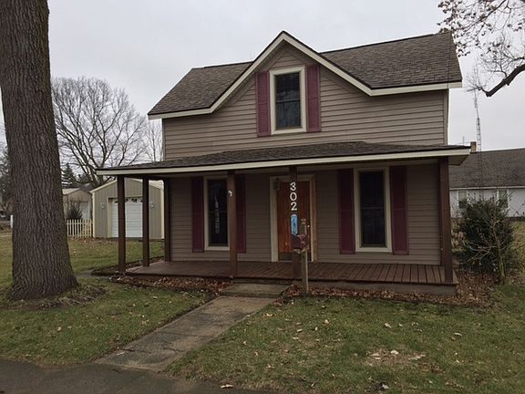 2nd image of 302 E Lake St