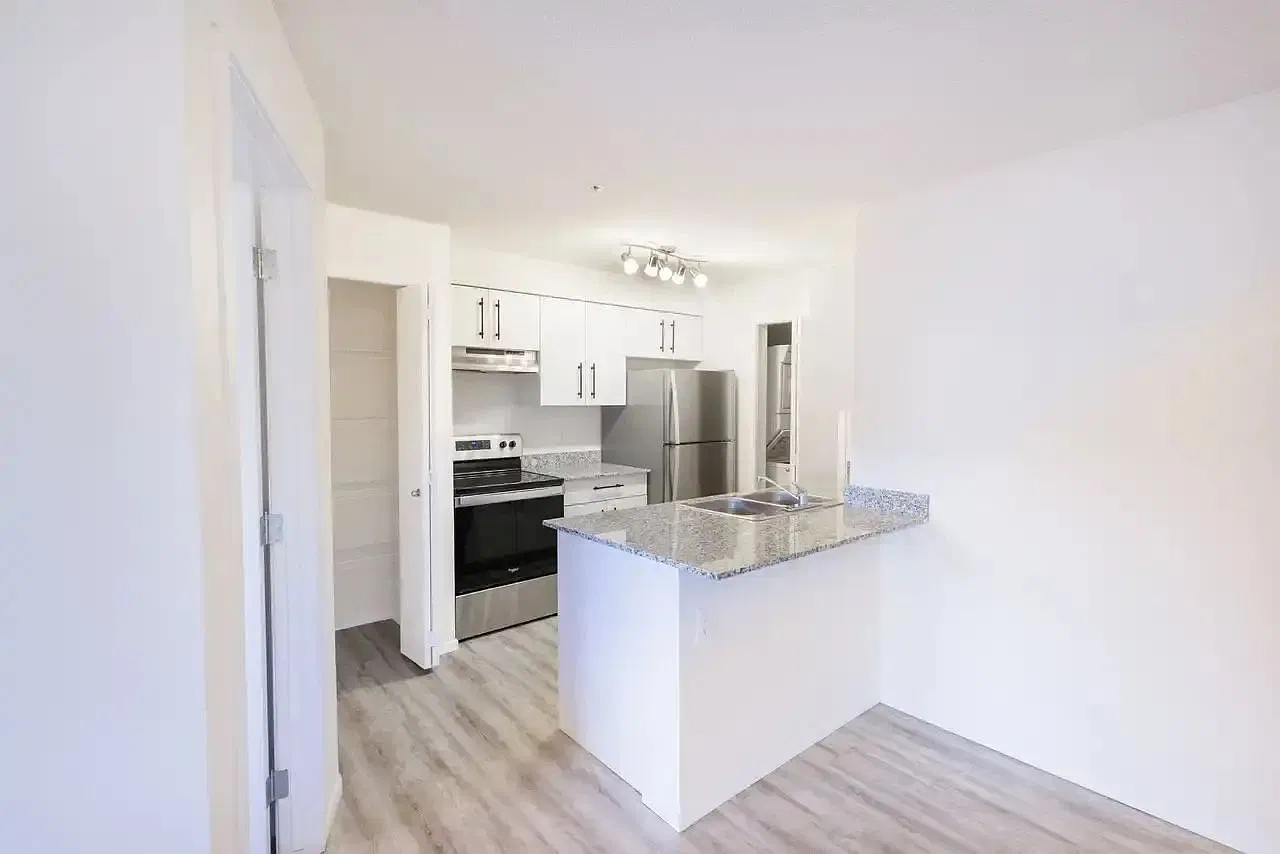 Model - 615 Secord Blvd NW — Photo 1