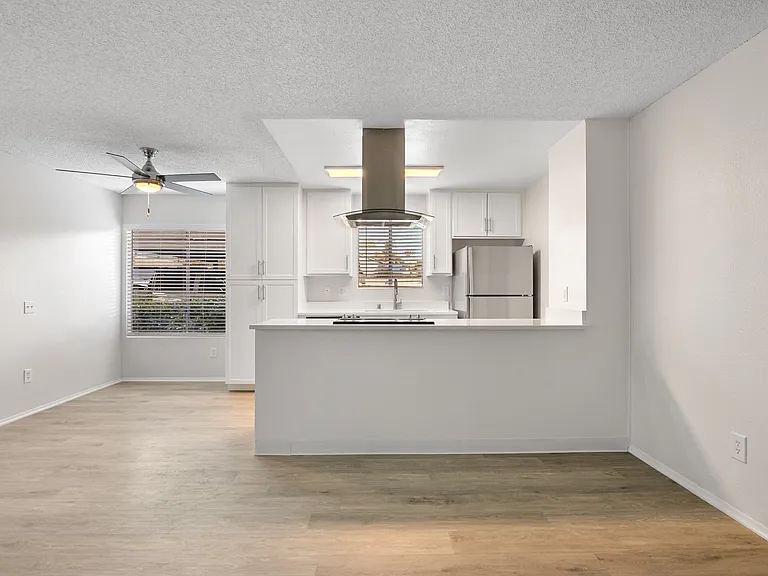Waterleaf Apartment Homes — Photo 33