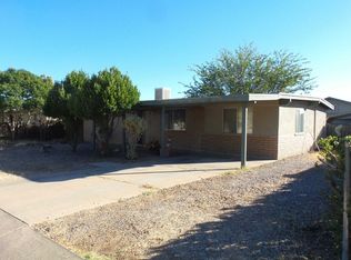408 3rd St, Huachuca City, AZ 85616