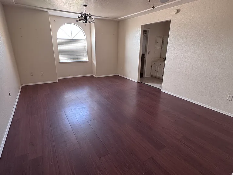 12176 Dos Rios Dr — Photo 7