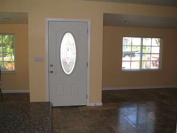 4th image of 3948 Keeshen Dr