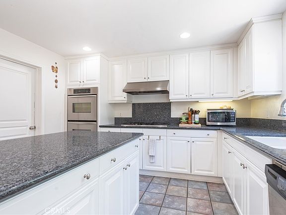 4th image of 908 Larable Ct