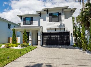 3405 W Hawthorne Rd, Tampa, FL 33611