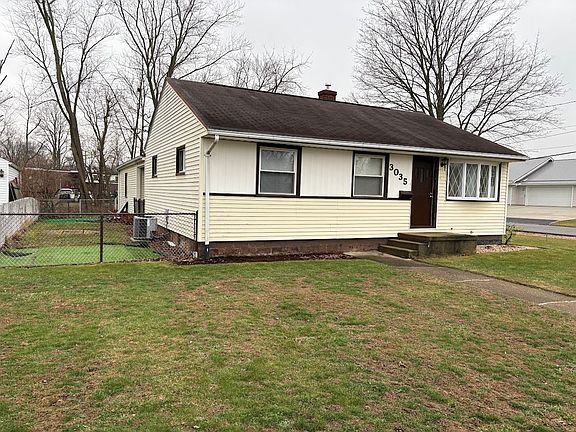 3rd image of 3035 Bayer Cir NW