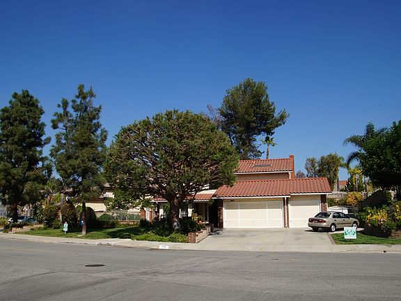 3rd image of 1412 Willow Bud Dr