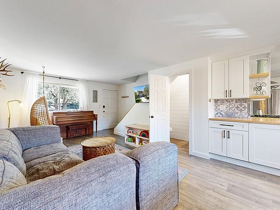 5th image of 5280 Garrison St #5