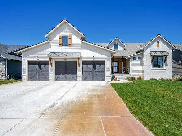 3935 N Estancia Ct, Wichita, KS 67205