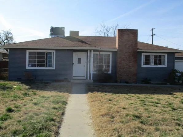 2207 Ellen Way, Bakersfield, CA 93304