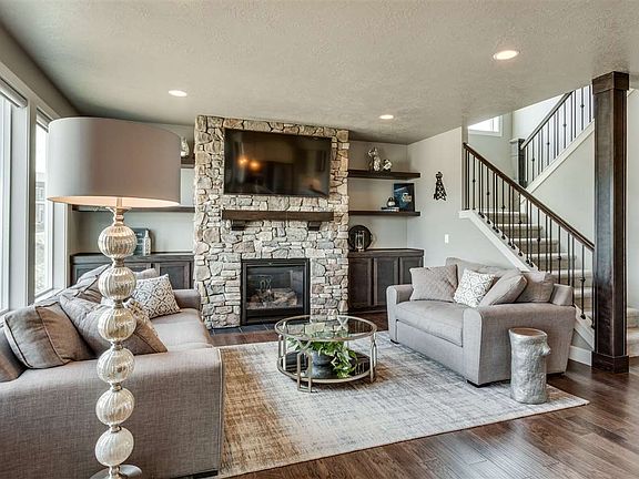 2nd image of 13126 E San Juan Ln