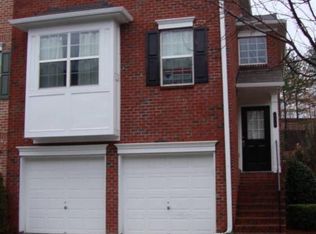 421 Heritage Park Trce NW, Kennesaw, GA 30144