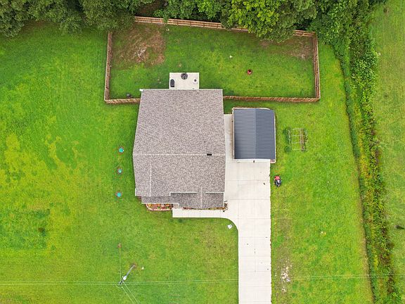4th image of 2350 Cherry Grove Rd