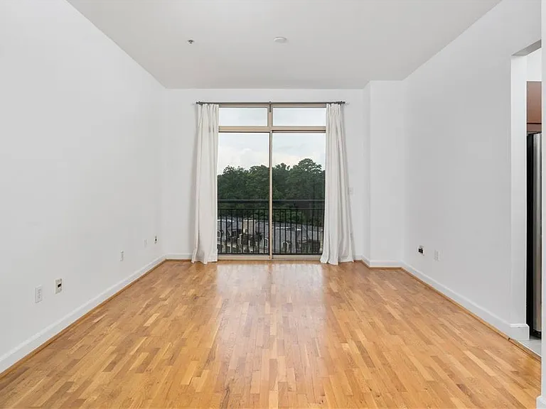 2626 Peachtree Rd NW #1008 — Photo 25