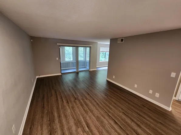 233 Seasons Pkwy #1, Norcross, GA 30093