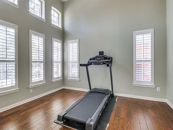 5th image of 3616 Patriot Dr