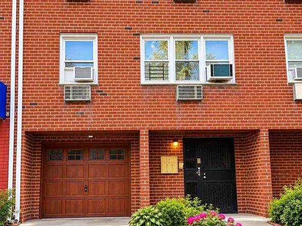 4588 161st Street, Flushing, NY 11358