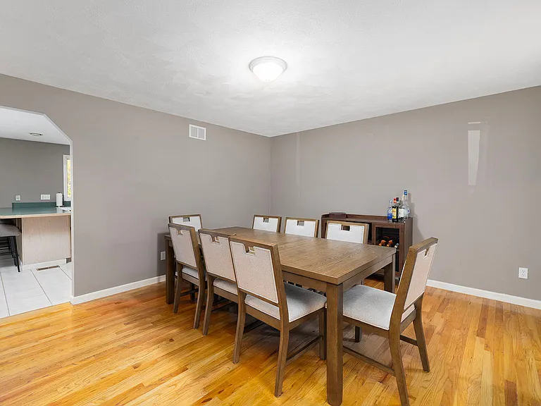 42 Rollingwood Dr — Photo 16