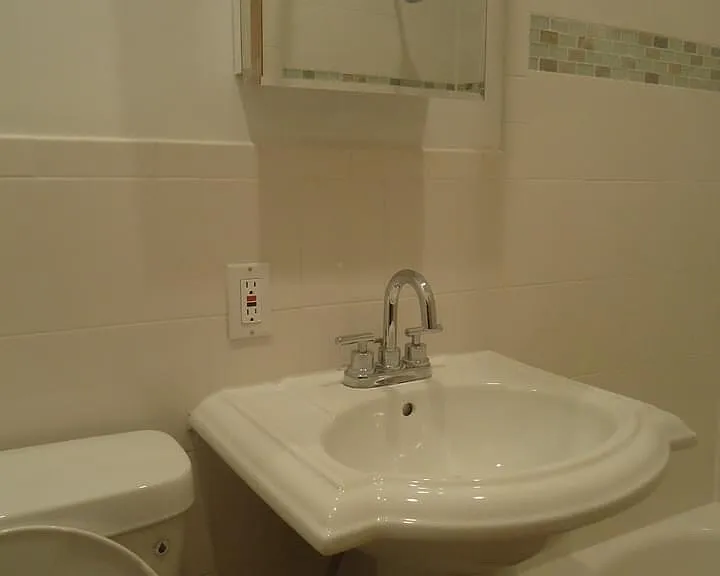 600 Tremont St #3 — Photo 4