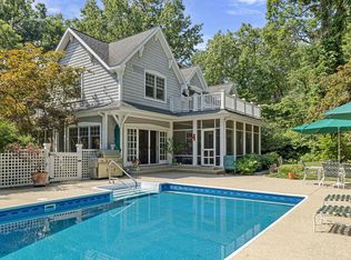 49201 Howard Ave, New Buffalo, MI 49117