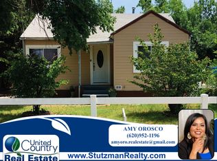 108 N Hickok St, Ulysses, KS 67880