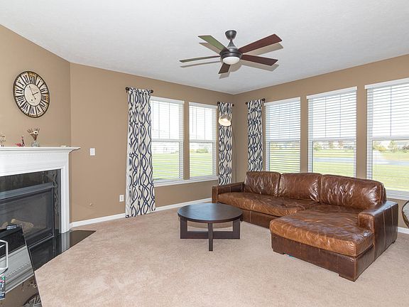 2nd image of 13781 Oliver Ln