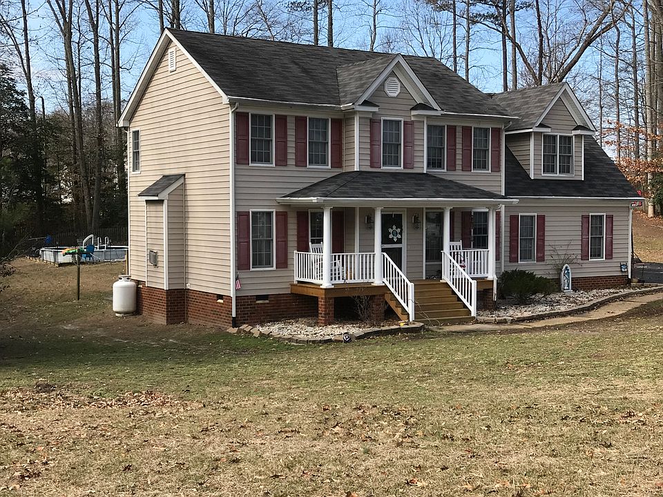 2nd image of 92 McCauley Ct