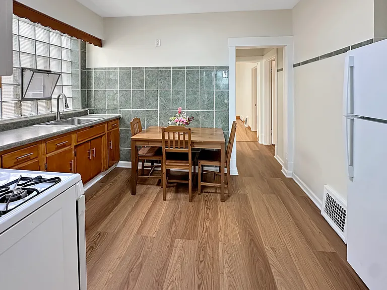 5244 W Altgeld St #2 — Photo 5