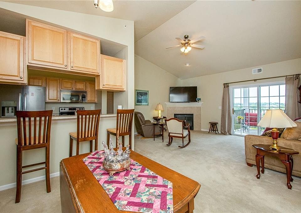 1st image of 6255 Beechtree Dr Unit 2306
