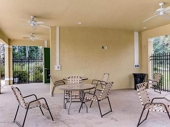 3rd image of 840 Sunny Stroll Dr