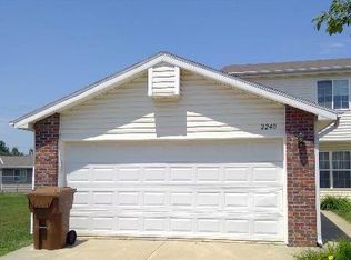 2240 W Todd Ln, Lincoln, NE 68528