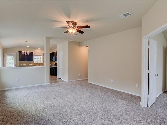 3rd image of 212 Mossberg Ln