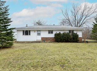 S78W33008 Sugden Rd, Mukwonago, WI 53149
