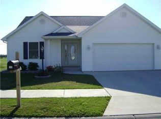 312 Hidden Ridge Dr, Delta, OH 43515