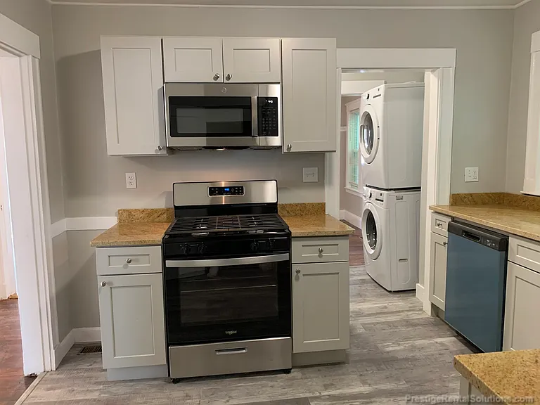 45 Wilson Ave #1 — Photo 3