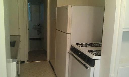 3rd image of 1716 N St APT 8