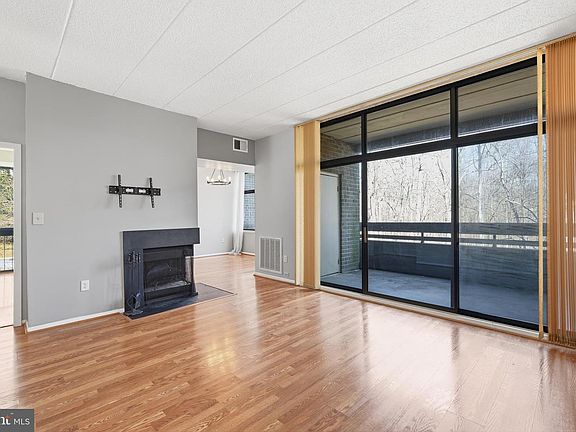 3rd image of 11566 Rolling Green Ct APT 200