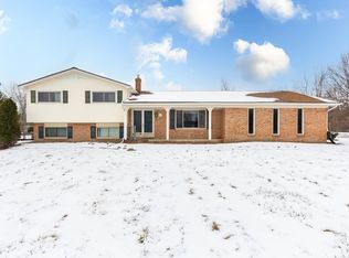 77177 Omo Rd, Armada, MI 48005