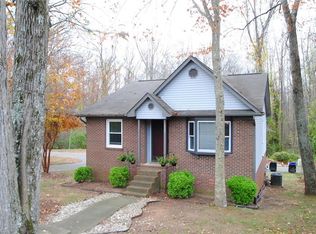 632 Lantern Ridge Dr, Winston Salem, NC 27104
