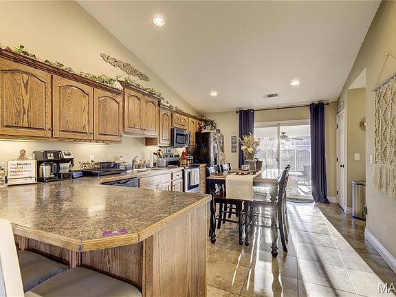 5th image of 205 Kinder Ave