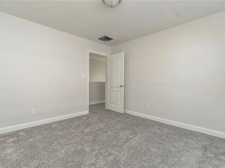 Upstairs Bedroom 2