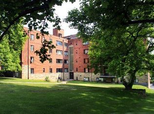 Abbeyville, Pittsburgh, PA 15228