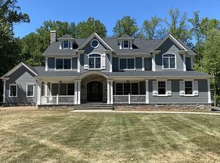 23 Skyline Dr, Warren, NJ 07059
