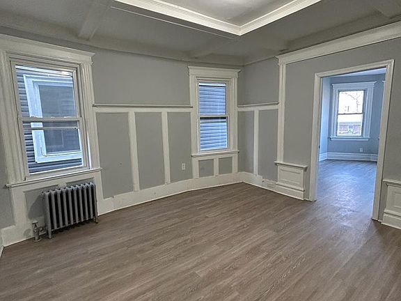 3rd image of 504 21st St #1L