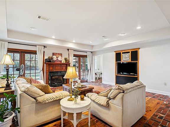 4th image of 41155 Rue Maison